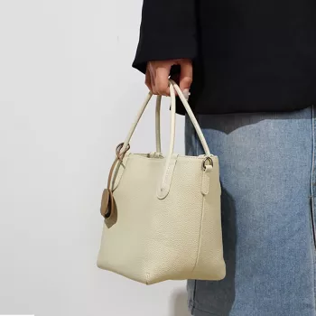Retro Genuine Leather Bucket Bag: Crossbody or Shoulder